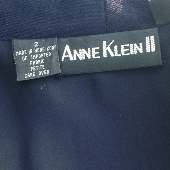 Anne Klein one button navy jacket. - Picture 4 of 6